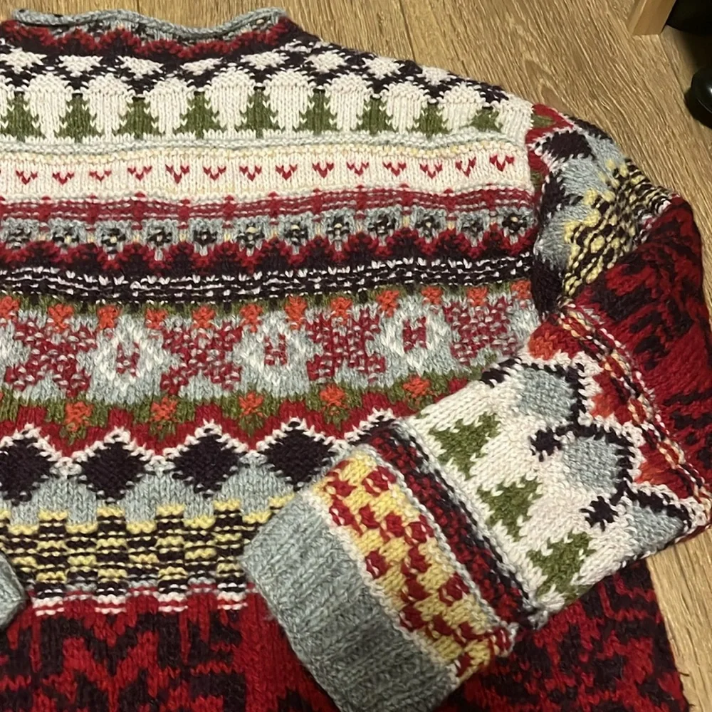 Beautiful warm and cozy wool sweater from Limited Handknit Sz M - Picture 11 of 16